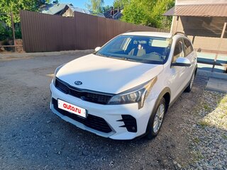 2021 Kia Rio X IV Рестайлинг, белый, 1850000 рублей, вид 2