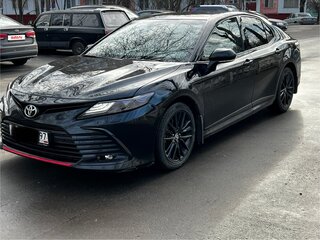 2021 Toyota Camry VIII (XV70) Рестайлинг, чёрный, 19000000 рублей, вид 2