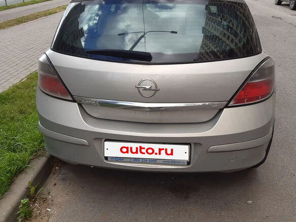 2008 Opel Astra H Рестайлинг, серебристый - вид 1