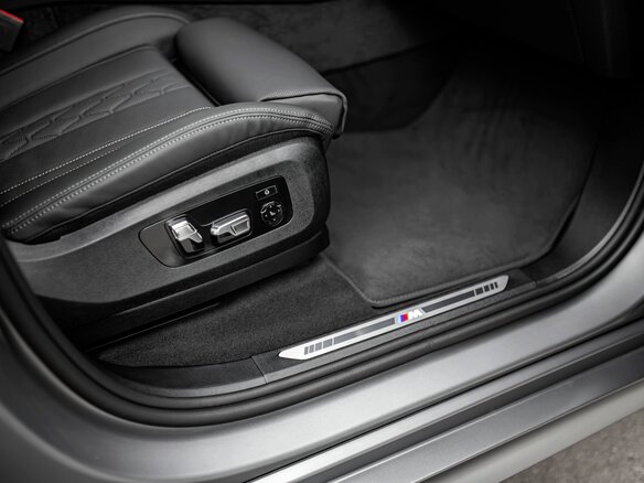2026 BMW X7 40d I (G07) Рестайлинг, серый, 17890000 рублей - вид 21