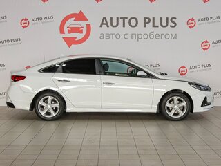 2019 Hyundai Sonata VII (LF) Рестайлинг, белый, 1730000 рублей, вид 5