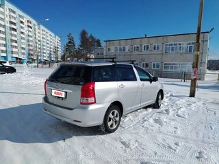 2007 Toyota Wish I Рестайлинг, серебристый, 690000 рублей, вид 3