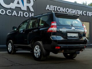 2015 Toyota Land Cruiser Prado 150 Series Рестайлинг 1, чёрный, 2998000 рублей, вид 3