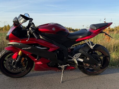 2007 Yamaha YZF-R6, красный, 580000 рублей, вид 3