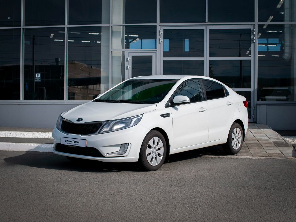 Открыть фотографии: Kia Rio III