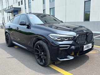 2023 BMW X6 30i III (G06), серый, 7455061 рублей, вид 3