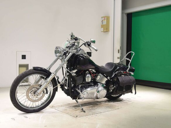 2007 Harley-Davidson Softail Custom, чёрный, 799000 рублей - вид 3