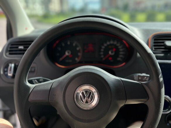 2010 Volkswagen Polo V, белый - вид 16