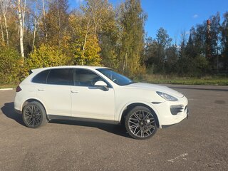 2013 Porsche Cayenne S II (958), белый, 1800000 рублей, вид 4