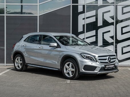Mercedes-Benz GLA I (X156)