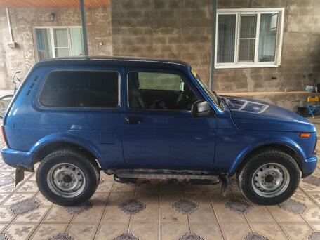 2019 Lada (ВАЗ) 2121 (4x4) Urban I Рестайлинг (2020), синий, 650000 рублей, вид 4