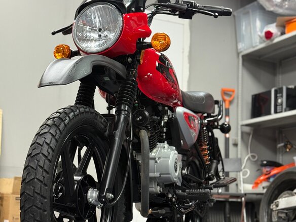 2023 Bajaj Boxer BM 150X, красный - вид 19