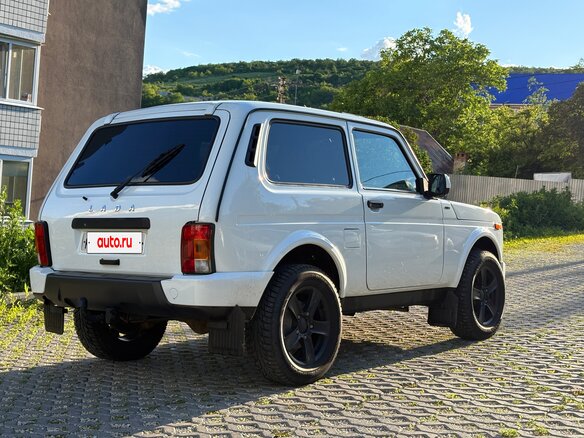 2021 Lada (ВАЗ) 2121 (4x4) Urban I Рестайлинг (2020), белый - вид 3