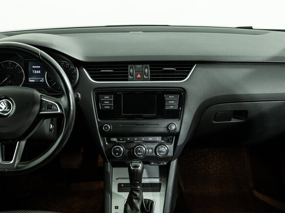 2016 Skoda Octavia III (A7), белый, 1149700 рублей - вид 13