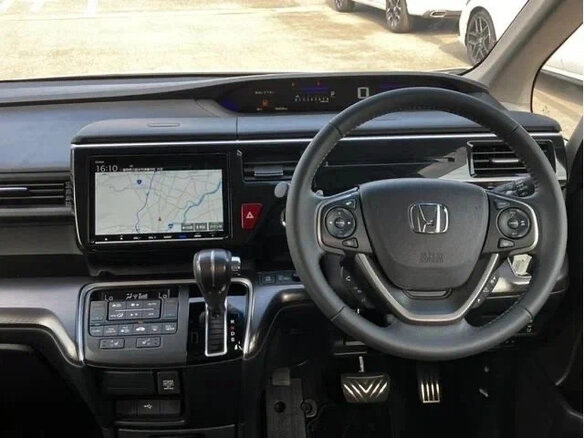 2021 Honda Stepwgn Spada V Рестайлинг, белый, 1498008 рублей - вид 7