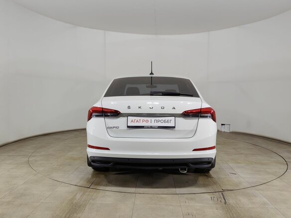 2020 Skoda Rapid II, белый, 1366000 рублей - вид 5