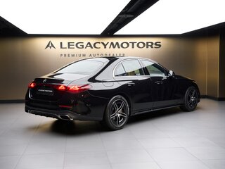 2025 Mercedes-Benz E-Класс 300 VI (W214, S214), чёрный, 9180000 рублей, вид 4
