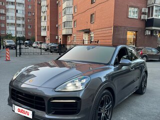 2020 Porsche Cayenne Coupé III, серый, 9000000 рублей, вид 2