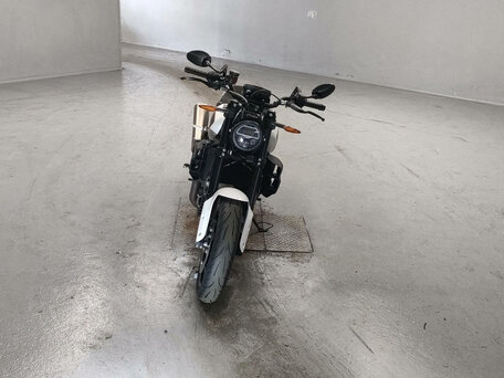 2022 Indian FTR 1200, белый, 1195000 рублей, вид 3