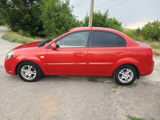 2009 Kia Rio II Рестайлинг, красный, 630000 рублей, вид 4