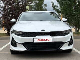 2021 Kia K5 III, белый, 1900000 рублей, вид 2