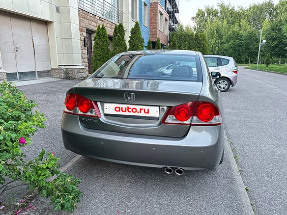 2008 Honda Civic VIII Рестайлинг, серый, 990000 рублей - вид 4