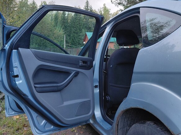 2008 Ford Focus II Рестайлинг, серый - вид 9