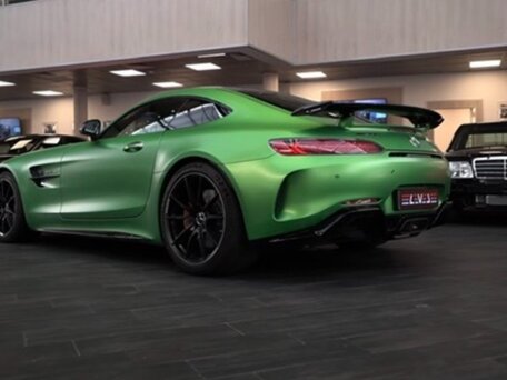 2017 Mercedes-Benz AMG GT R I Рестайлинг, зелёный, 13000000 рублей, вид 2