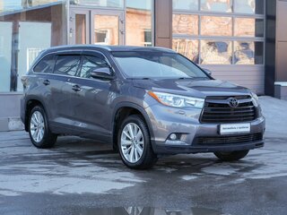2014 Toyota Highlander III (XU50), серый, 2890000 рублей, вид 3