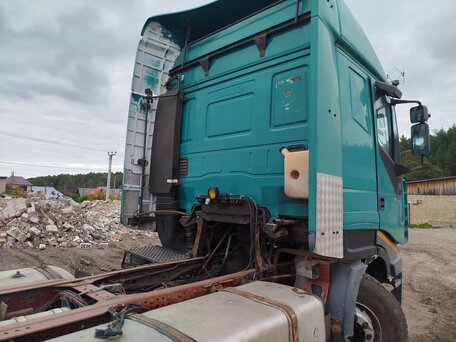 2002 Iveco Stralis, зелёный, 200000 рублей, вид 3