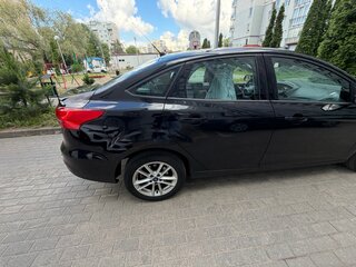 2016 Ford Focus III Рестайлинг, чёрный, 1200000 рублей, вид 4