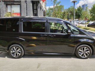 2018 Honda Stepwgn Spada V Рестайлинг, чёрный, 2190000 рублей, вид 3