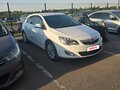 2011 Opel Astra J, белый, 800000 рублей - вид 4
