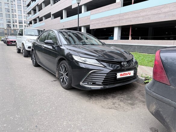 2022 Toyota Camry VIII (XV70) Рестайлинг, чёрный - вид 2