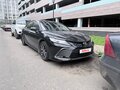 2022 Toyota Camry VIII (XV70) Рестайлинг, чёрный - вид 2