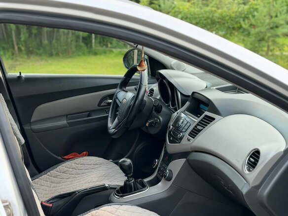2010 Chevrolet Cruze I, серый