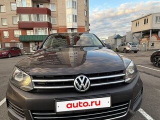 2012 Volkswagen Touareg II, серый, 2100000 рублей, вид 2