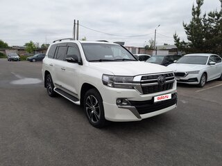 2020 Toyota Land Cruiser 200 Series Рестайлинг 2, белый, 7850000 рублей, вид 2