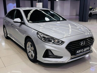 2019 Hyundai Sonata VII (LF) Рестайлинг, серебристый, 2019000 рублей, вид 3