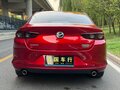 2022 Mazda 3 Axela IV (BP), красный, 1285000 рублей - вид 4