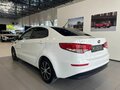 2016 Kia Rio III Рестайлинг, белый - вид 3