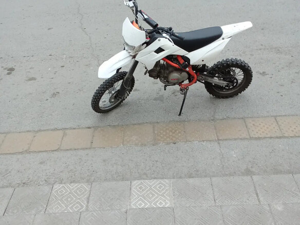 2022 Kayo Basic TT140, белый, 80000 рублей