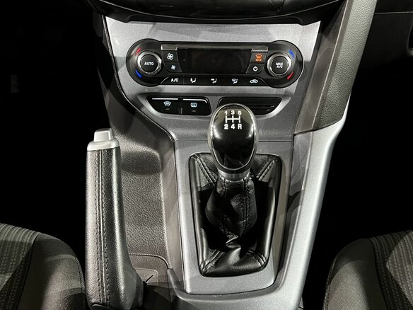 2012 Ford Focus III, красный, 677000 рублей - вид 21