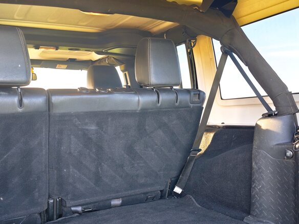 2014 Jeep Wrangler III (JK), чёрный, 4150000 рублей - вид 11