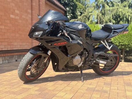 2006 Honda CBR 1000F, чёрный, 550000 рублей, вид 1