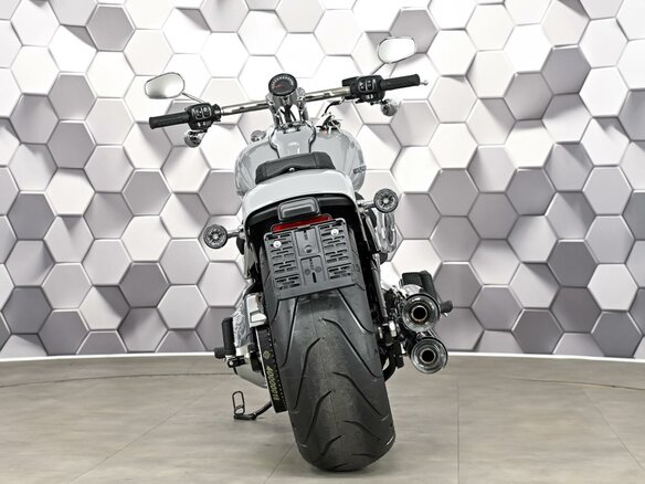 2025 Harley-Davidson Breakout, серый - вид 5