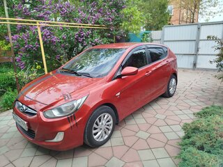 2011 Hyundai Solaris I, красный, 850000 рублей, вид 1