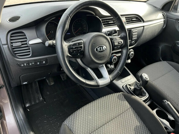 2020 Kia Rio X-Line IV, коричневый - вид 7