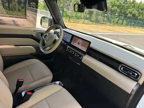 2024 Baojun Yep Plus, белый, 1100001 рублей - вид 14