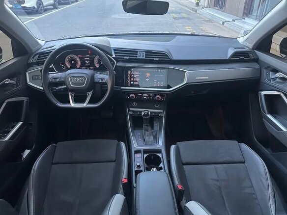 2022 Audi Q3 35 TFSI II (F3), серый, 2250000 рублей - вид 4
